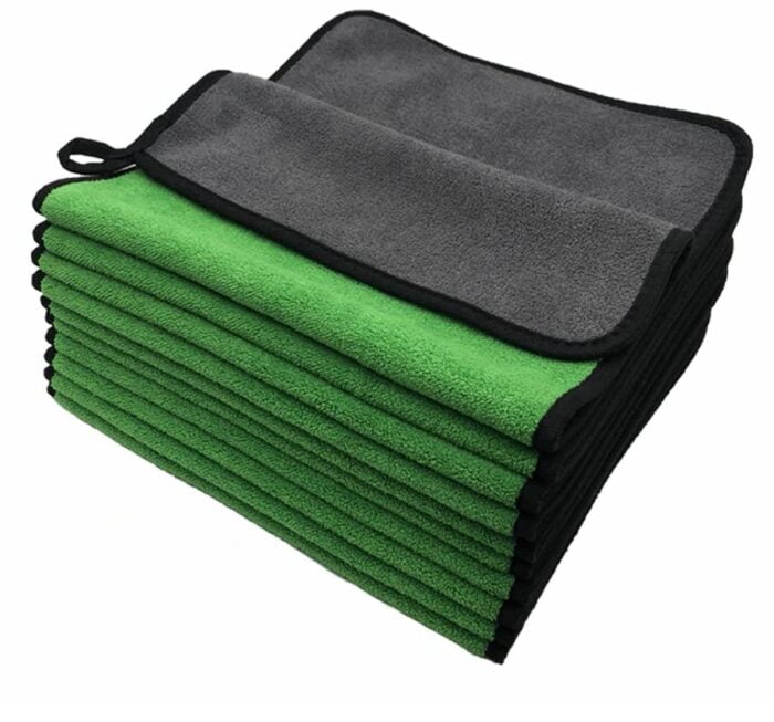 Green 600 GSM Micro Fabric Cloth - 60x40 cm